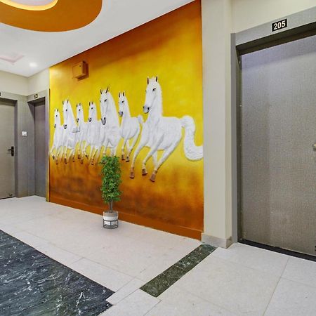 Super Collection O The Wishtler Hotel Bhopal Buitenkant foto